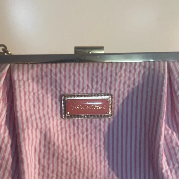 Lilly Pulitzer pink and white striped purse - Picture 4 of 4